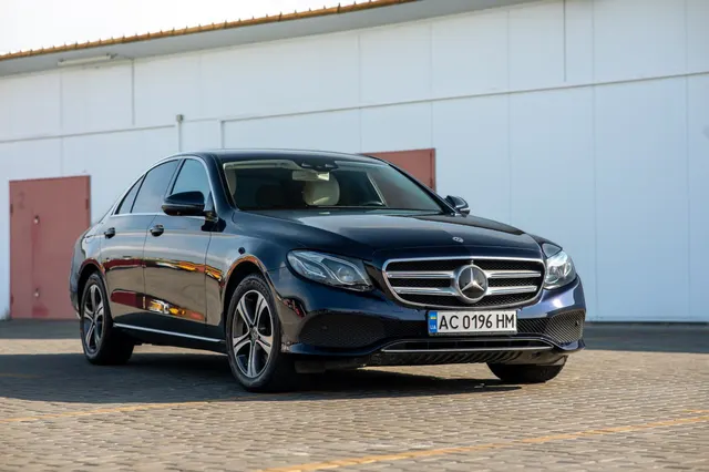 Mercedes-Benz E-class 220 CDI 2018-го