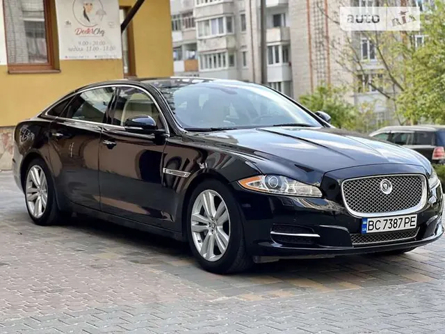 Jaguar XJL