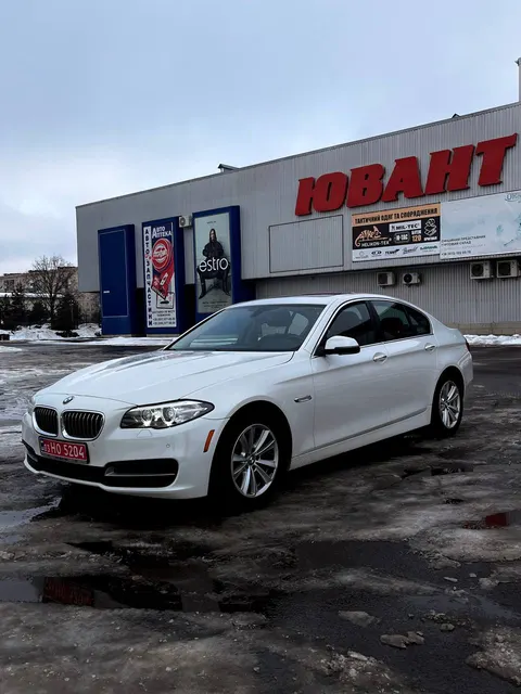 BMW 528i F10