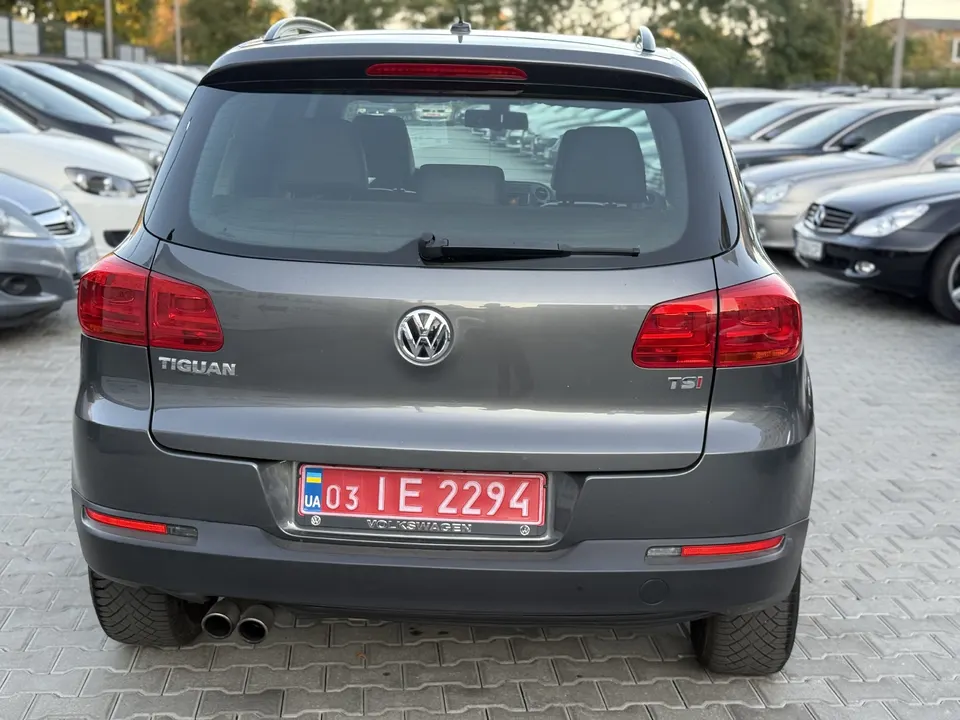 Volkswagen Tiguan — фото 6