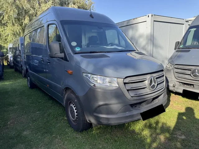 Mercedes-Benz eSprinter
