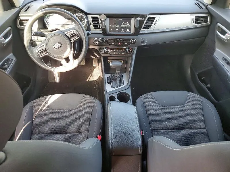 Kia NIRO LX — фото 8