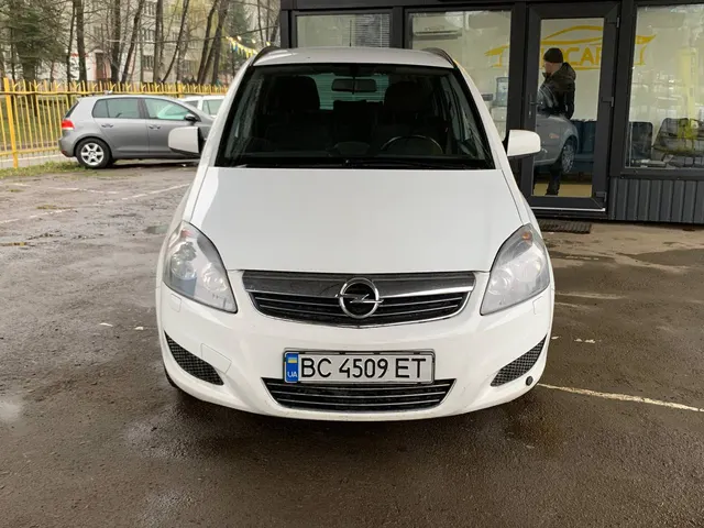 Opel Zafira