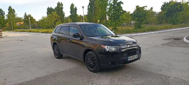 Mitsubishi Outlander