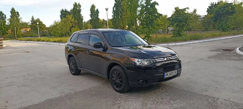 Mitsubishi Outlander