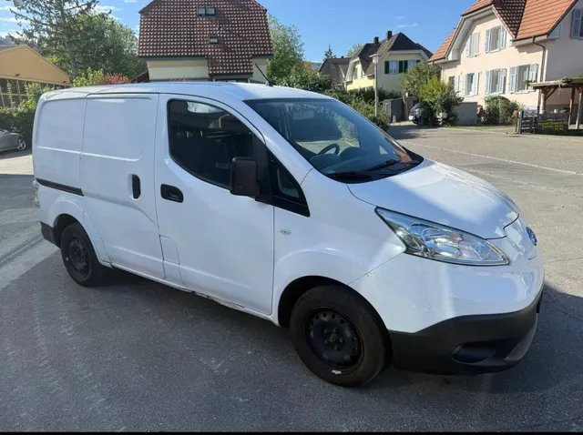 Nissan e-NV200