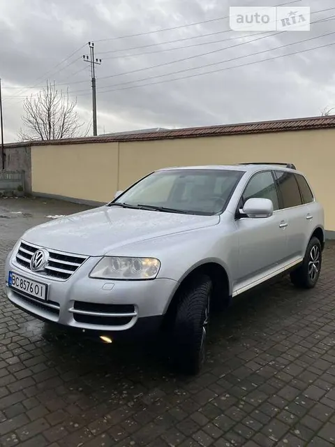 Volkswagen Touareg