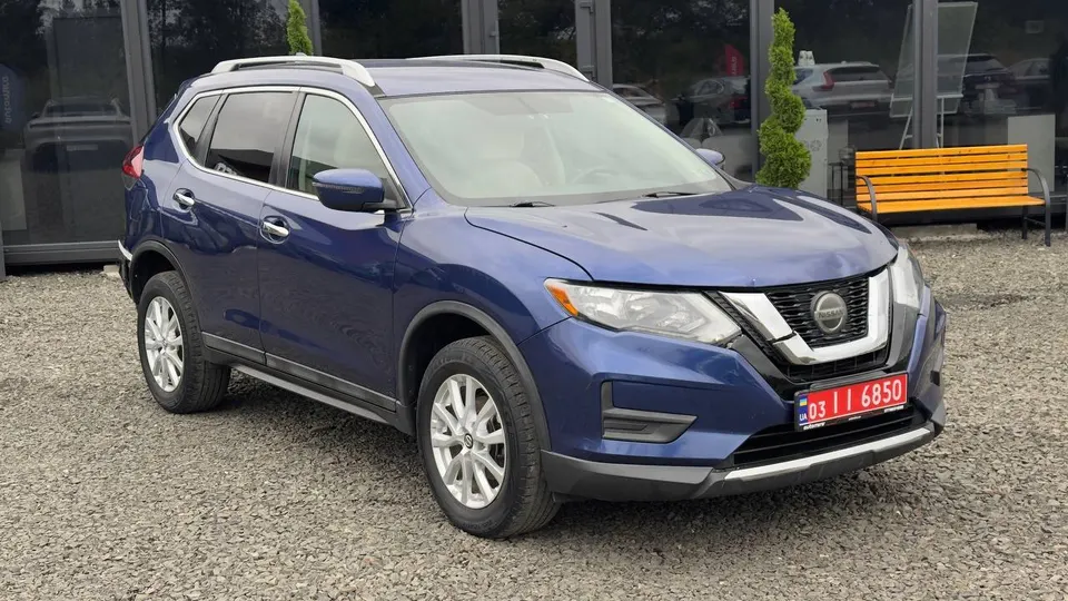 Nissan ROGUE SV