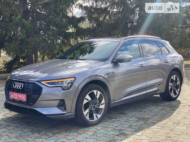 Audi e-tron