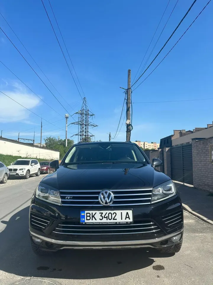 Volkswagen Touareg