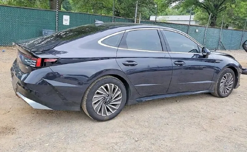 Hyundai Sonata — фото 2