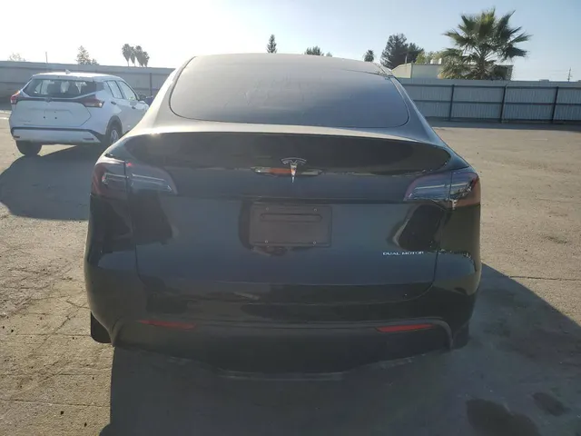 Tesla Model Y Long Range