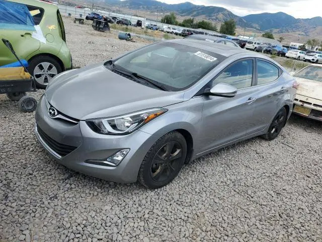 Hyundai ELANTRA SE