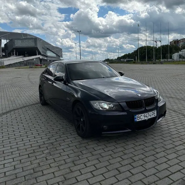 BMW E90