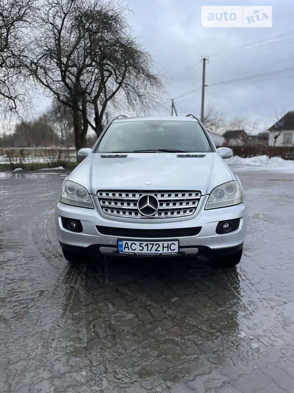 Mercedes-Benz M-Class