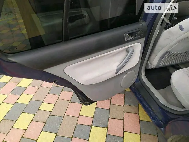 Volkswagen Golf IV