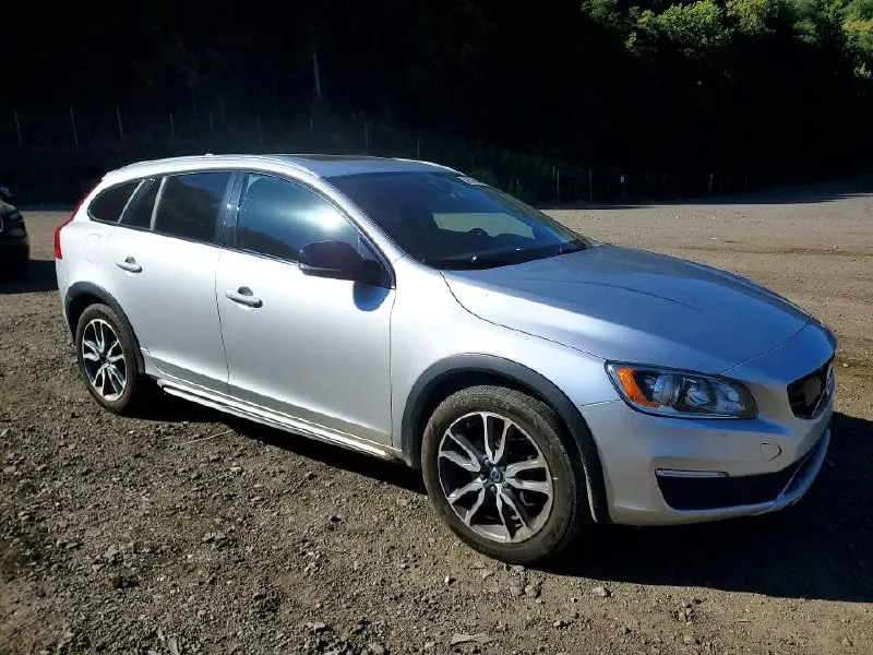 Volvo V60 CROSS COUNTRY PREMIER