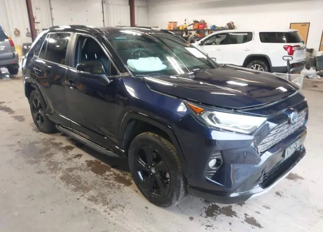 Toyota RAV4 XSE 2.5 Hybrid