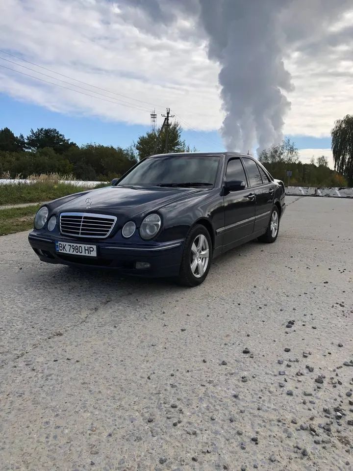 Mercedes-Benz E 280