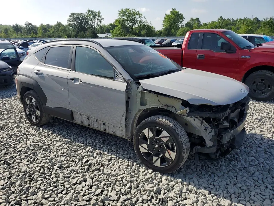 Hyundai KONA SEL