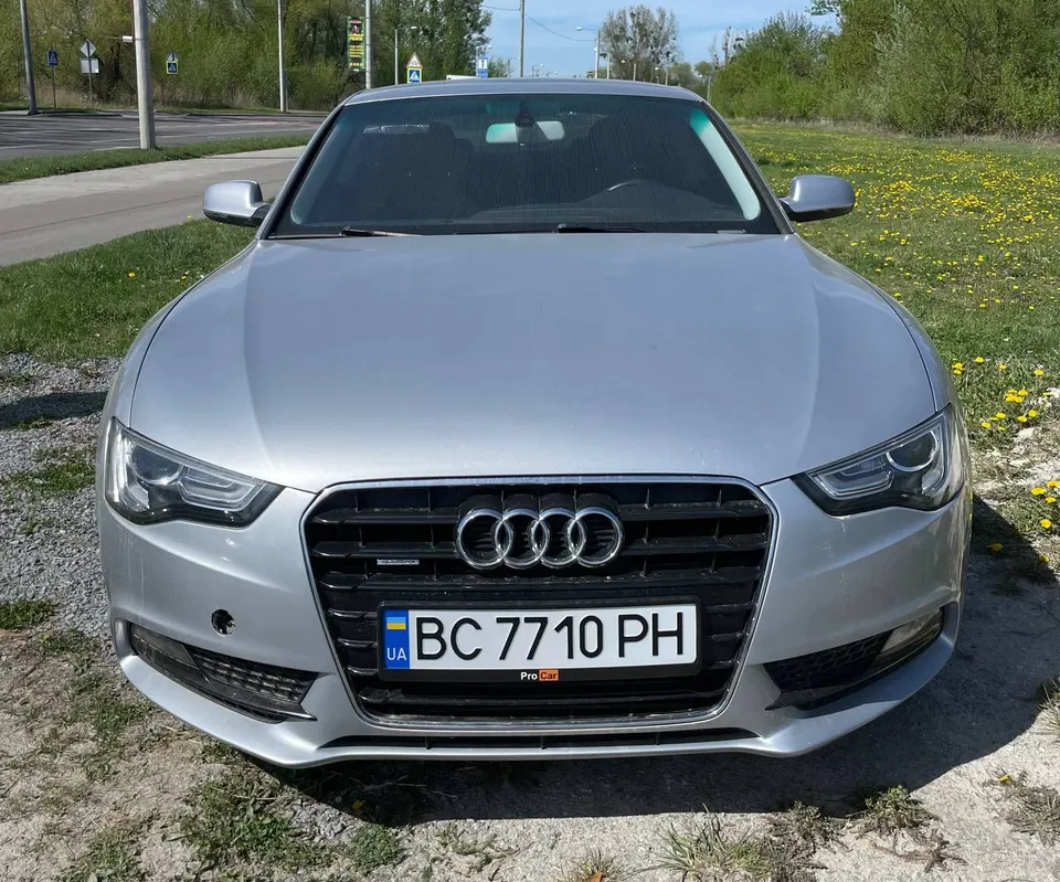 Audi A5 Premium 2014-гo poку