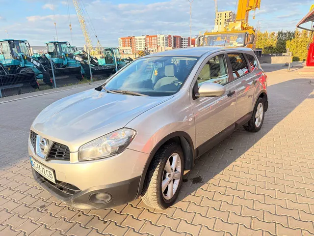 Nissan Qashqai 2