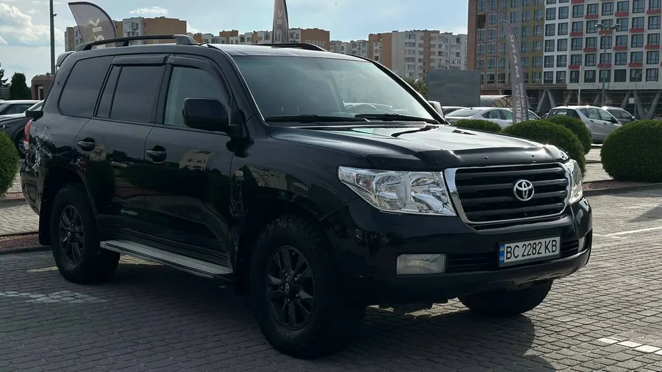 Toyota LAND CRUISER