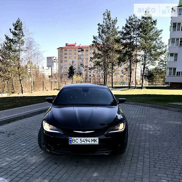 Chrysler 200 200s