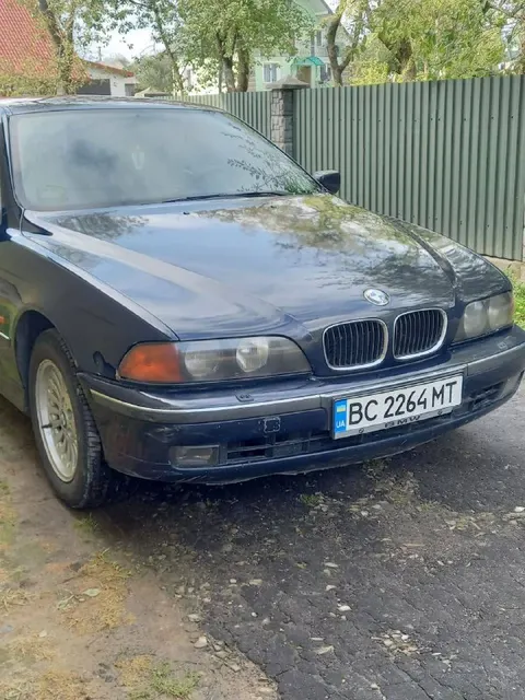 BMW 520 E39
