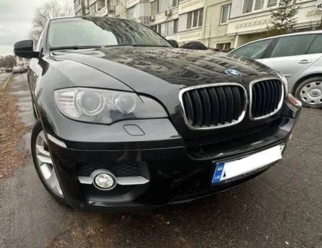 BMW X6.3л.бензин 2008г.в начало эксплуатации
