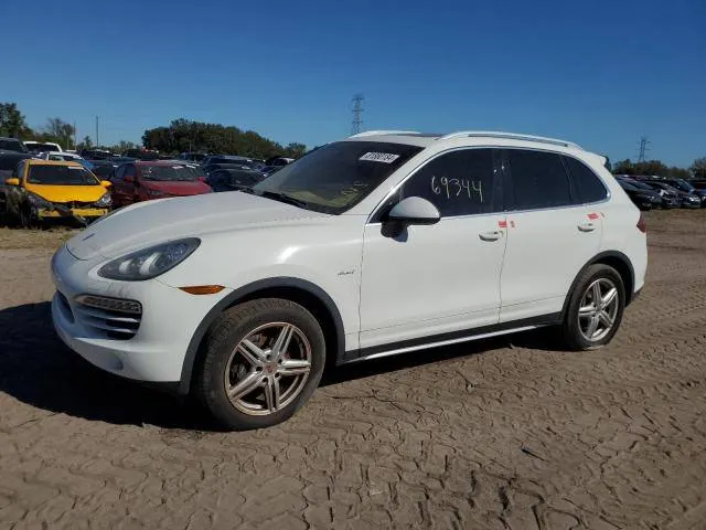 Porsche CAYENNE