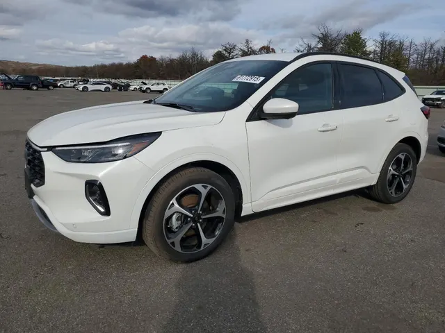 Ford ESCAPE ST LINE ELITE