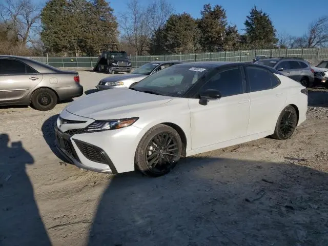 Toyota CAMRY XSE