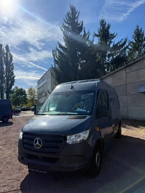 Mercedes-Benz eSprinter