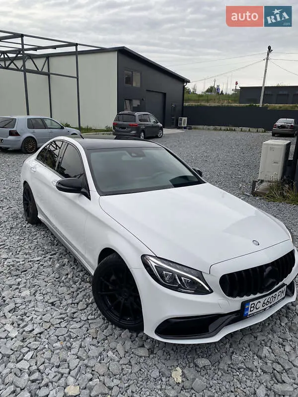 Mercedes-Benz C-Class