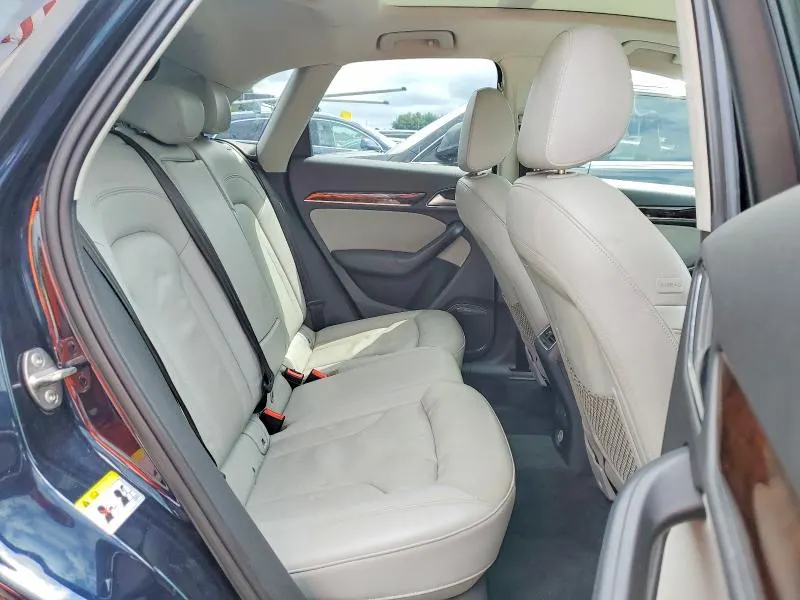 Audi Q3 PRESTIGE — фото 8