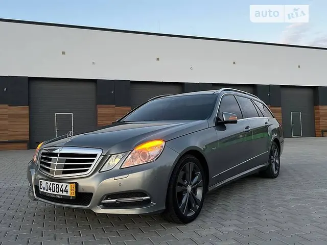 Mercedes-Benz E 250 Avantgarde