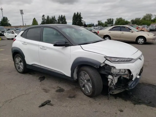 Hyundai KONA SEL