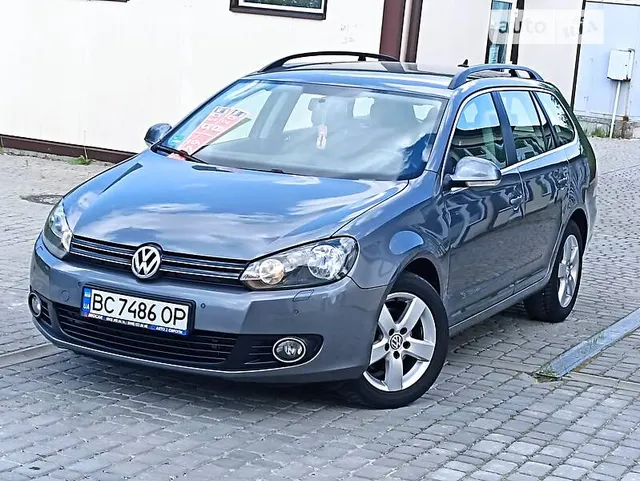 Volkswagen Golf VI