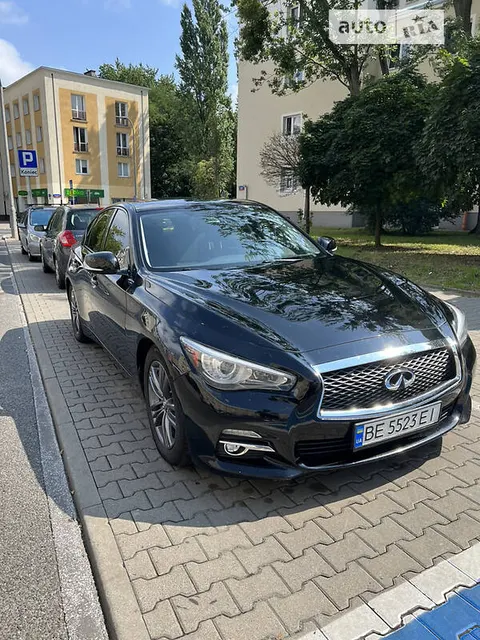 Infiniti Q50 3.7