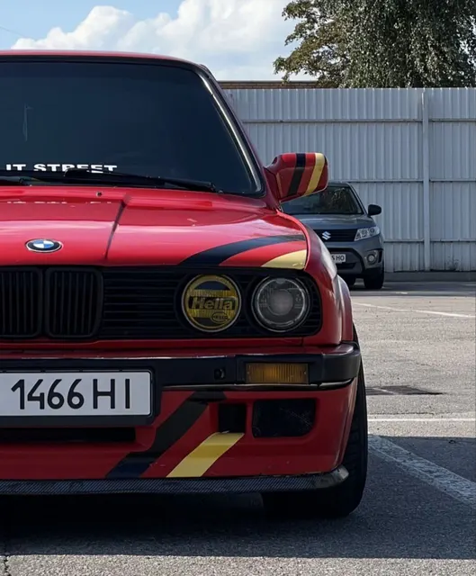 BMW E30