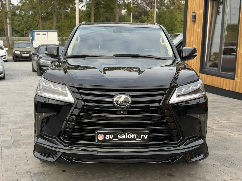 Lexus LX — фото 2