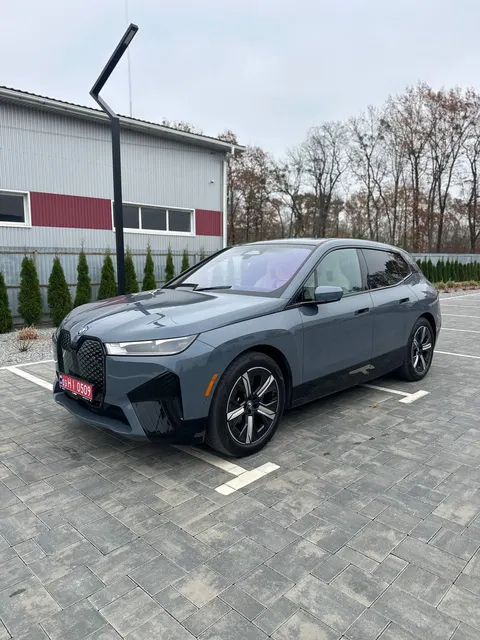 BMW IX XDRIVE50