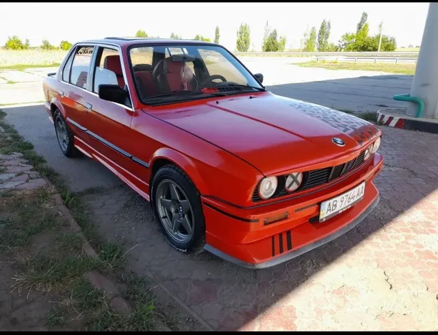 BMW E30