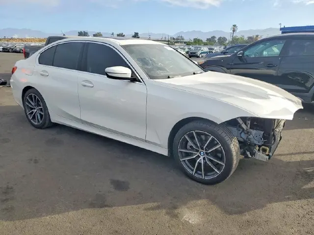 BMW 330I