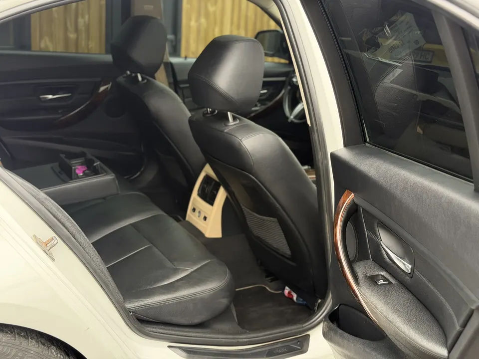BMW 3 Series — фото 10