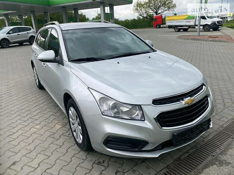 Chevrolet Cruze official