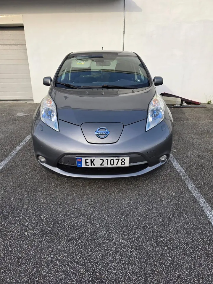 Nissan Leaf Acenta — фото 2