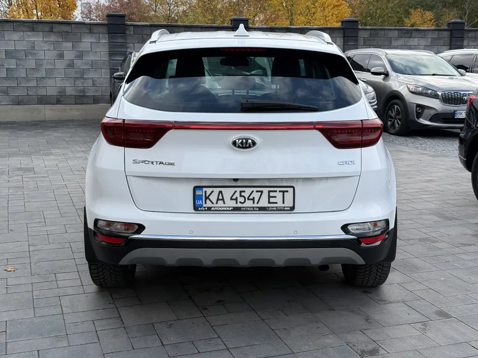 Kia Sportage — фото 8