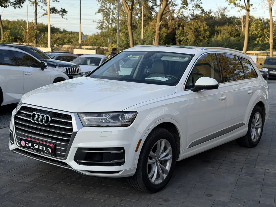 Audi Q7 — фото 3